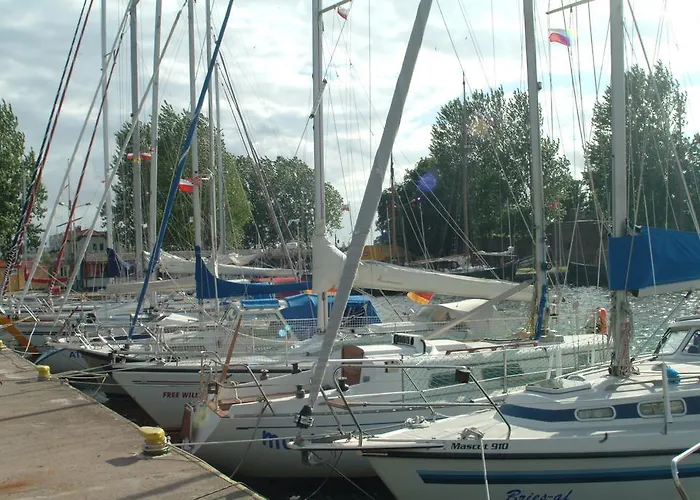 Solna 11 아파트 코워브제크